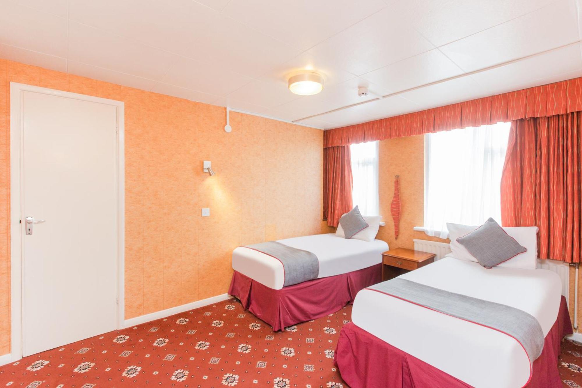 Oyo Stade Court Hotel Hythe (Kent)